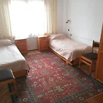 Guest Metaksinovi 3*
