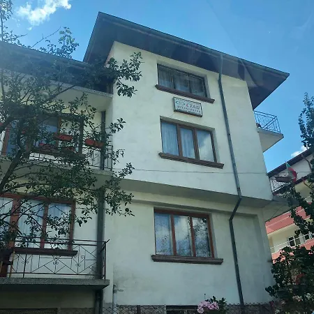 Guest Metaksinovi 3*